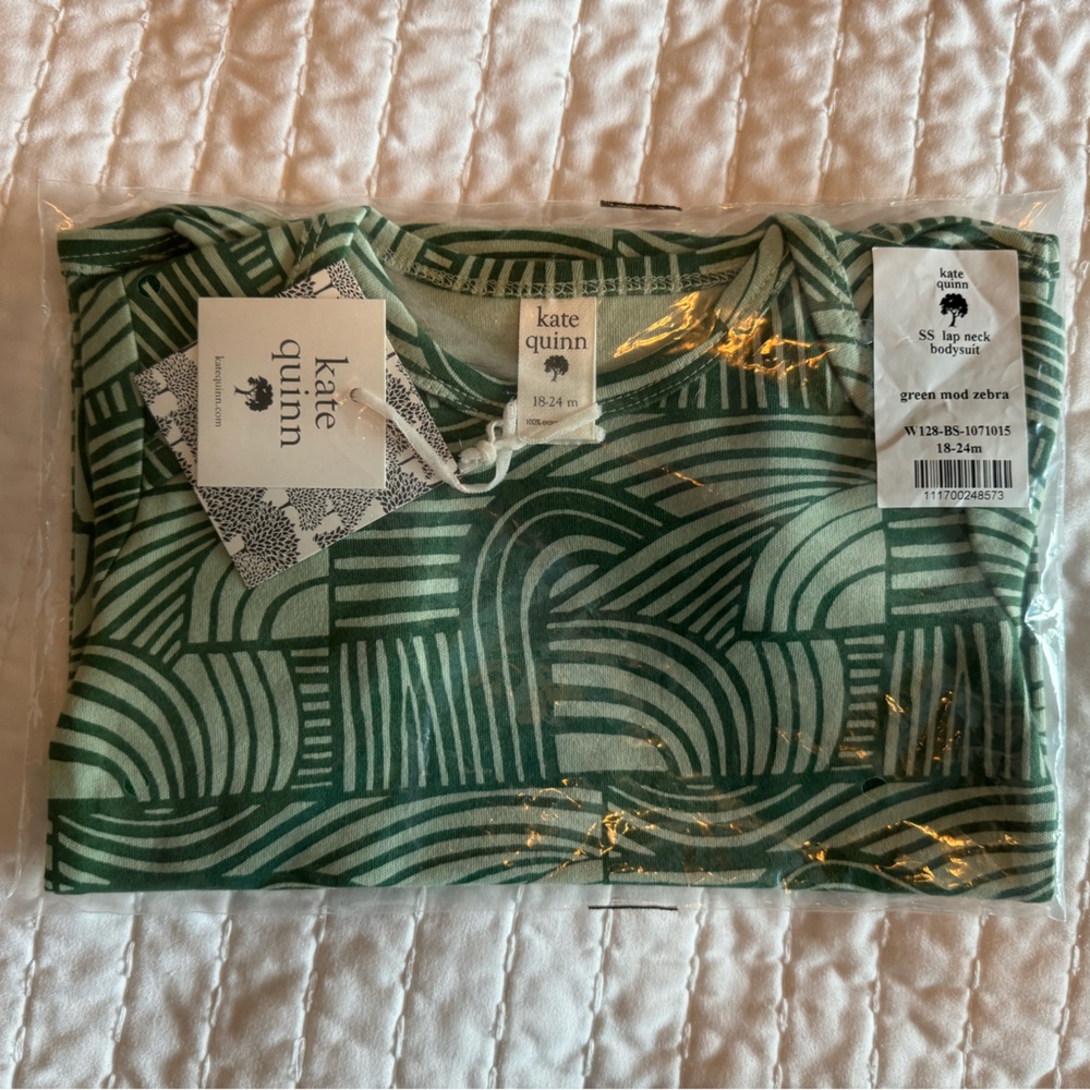 Kate Quinn bodysuit size 18-24 months